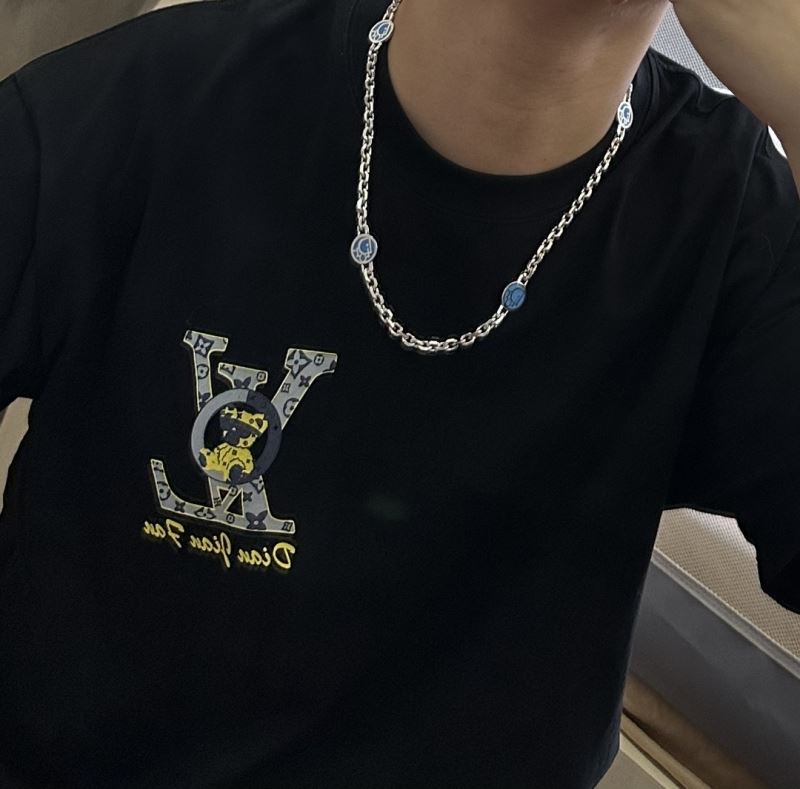 chr1st1an D10r necklaces